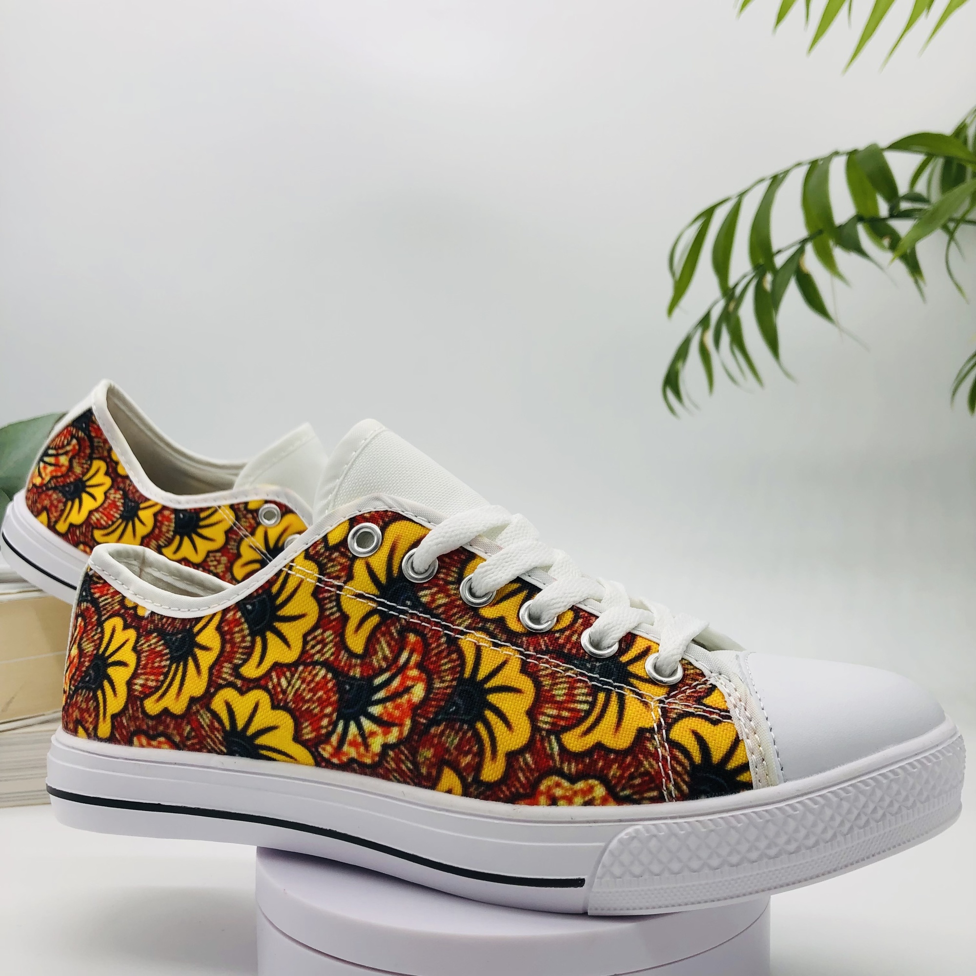 Motomoto African Print Canvas shoes - Image 6