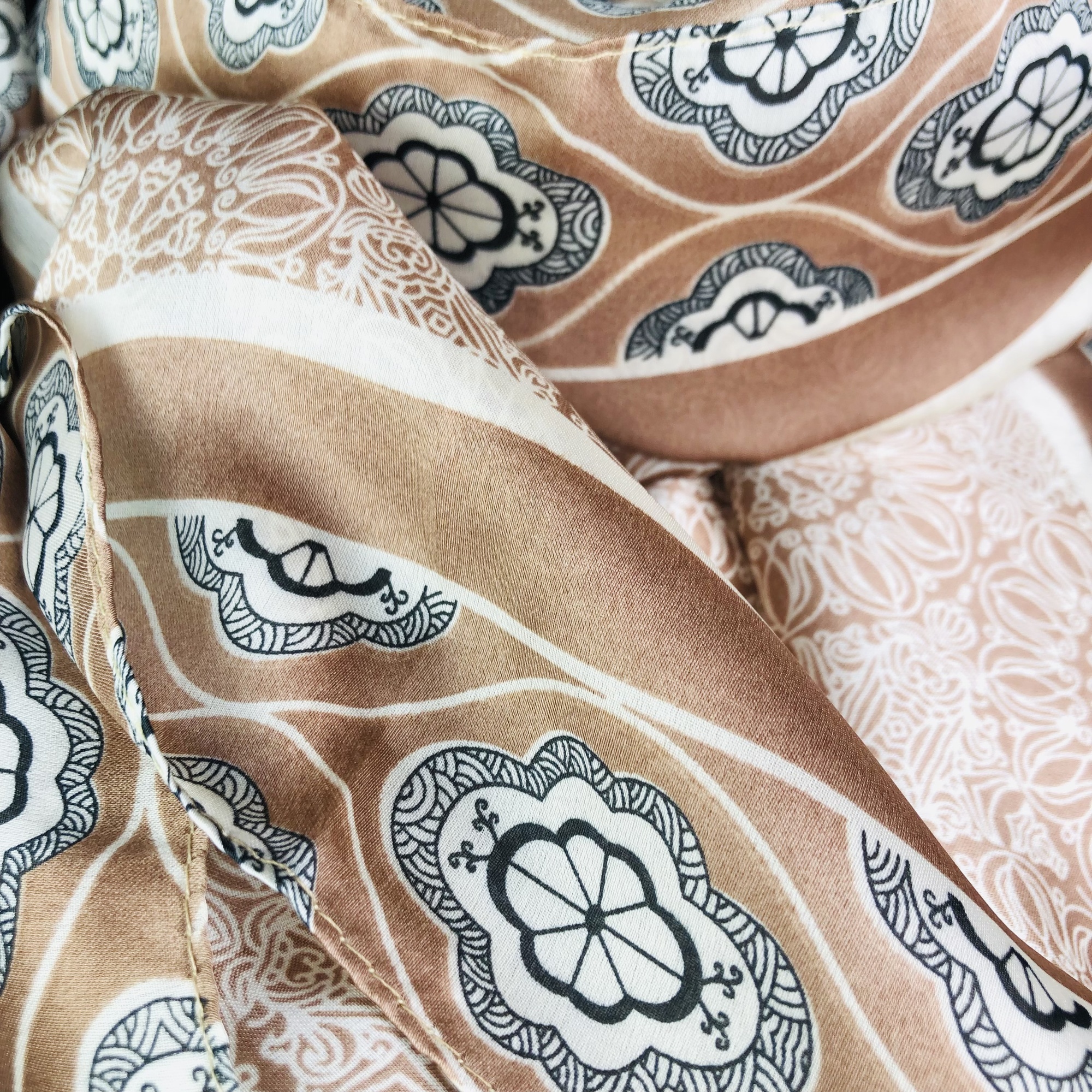 Kahari Mandala Style Mocha Jumbo Scarf - Image 7