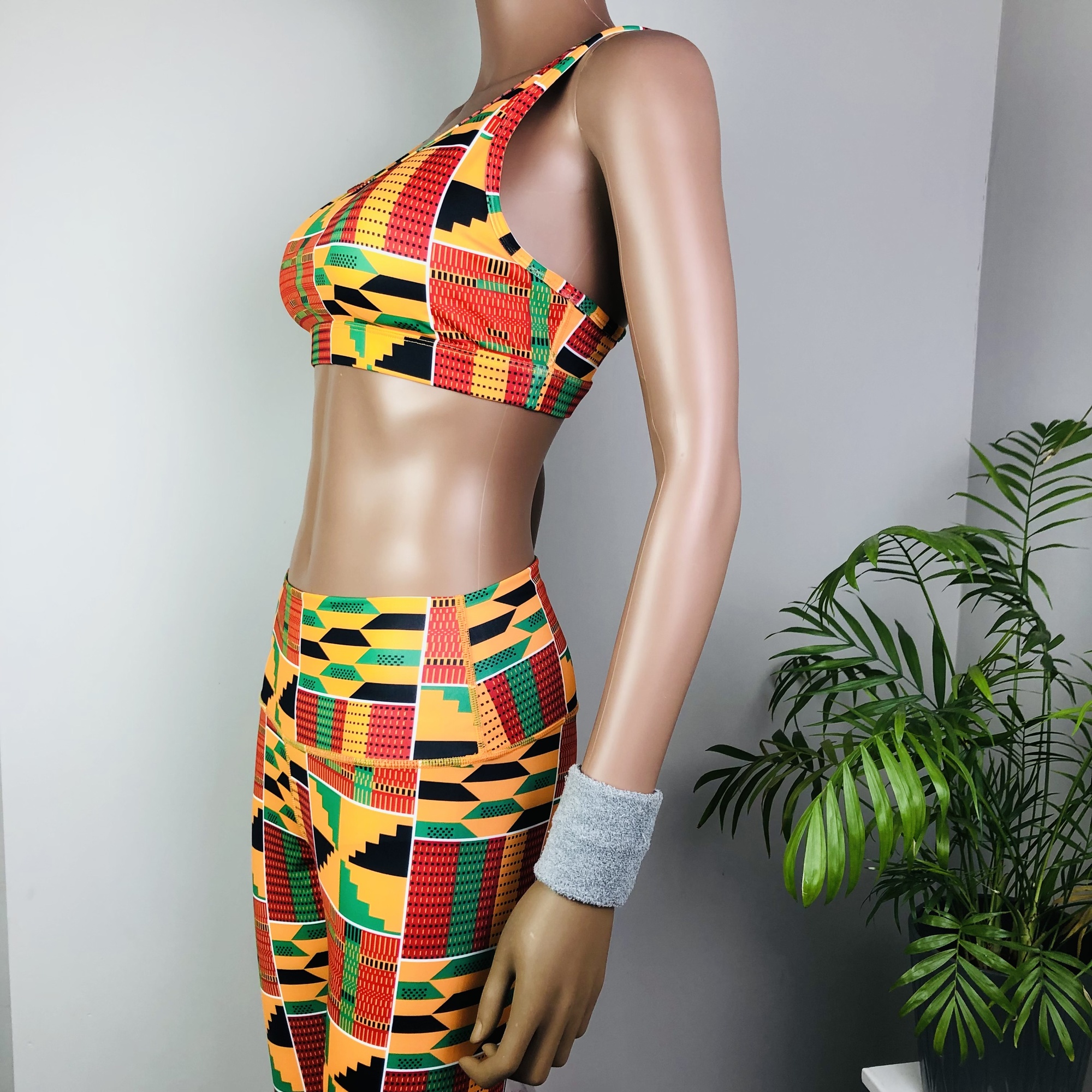 Kente 2-piece High Waist Fitness Leggings and Sports Bra Set - Image 12