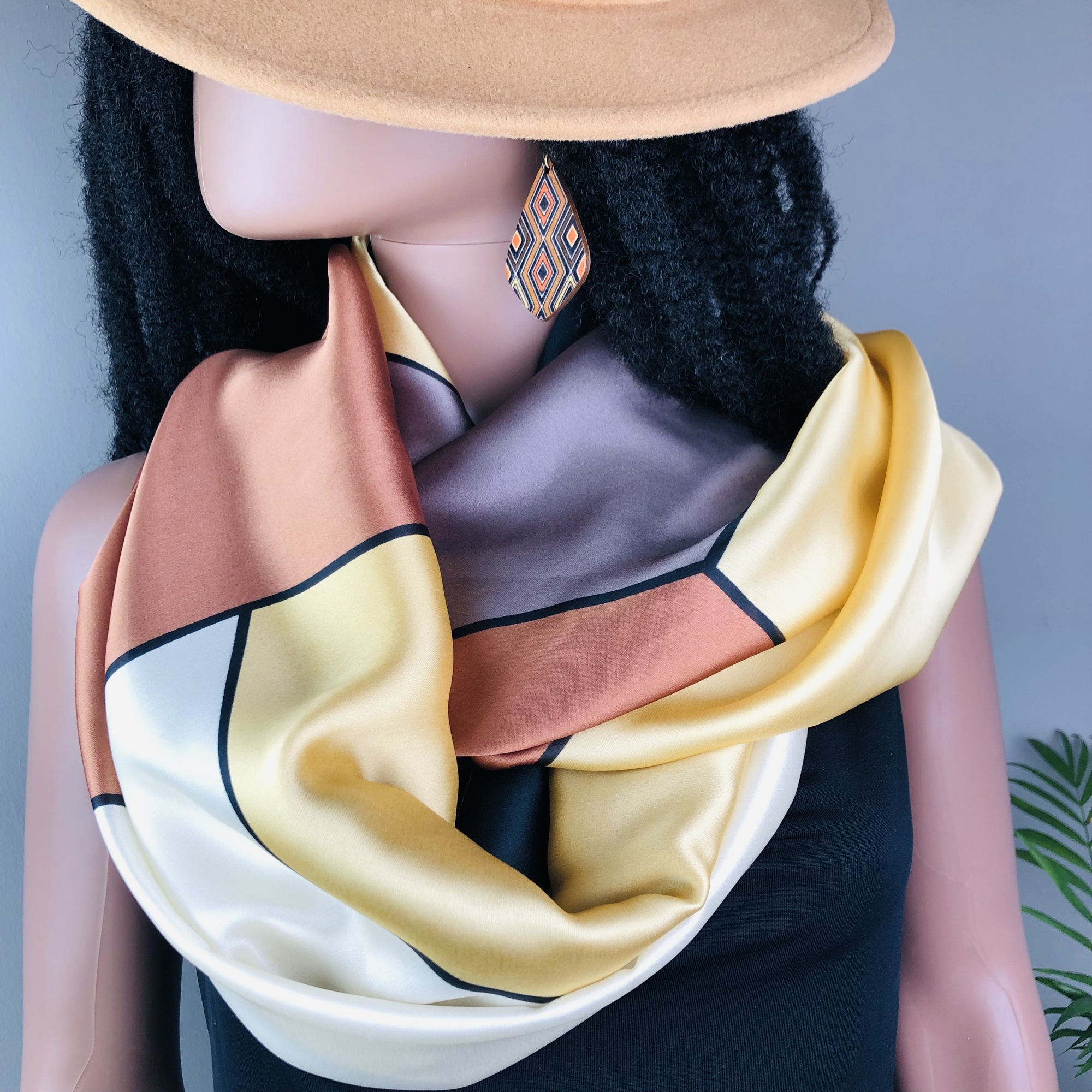 Madhaka Golden Terracotta Jumbo Scarf - Image 8