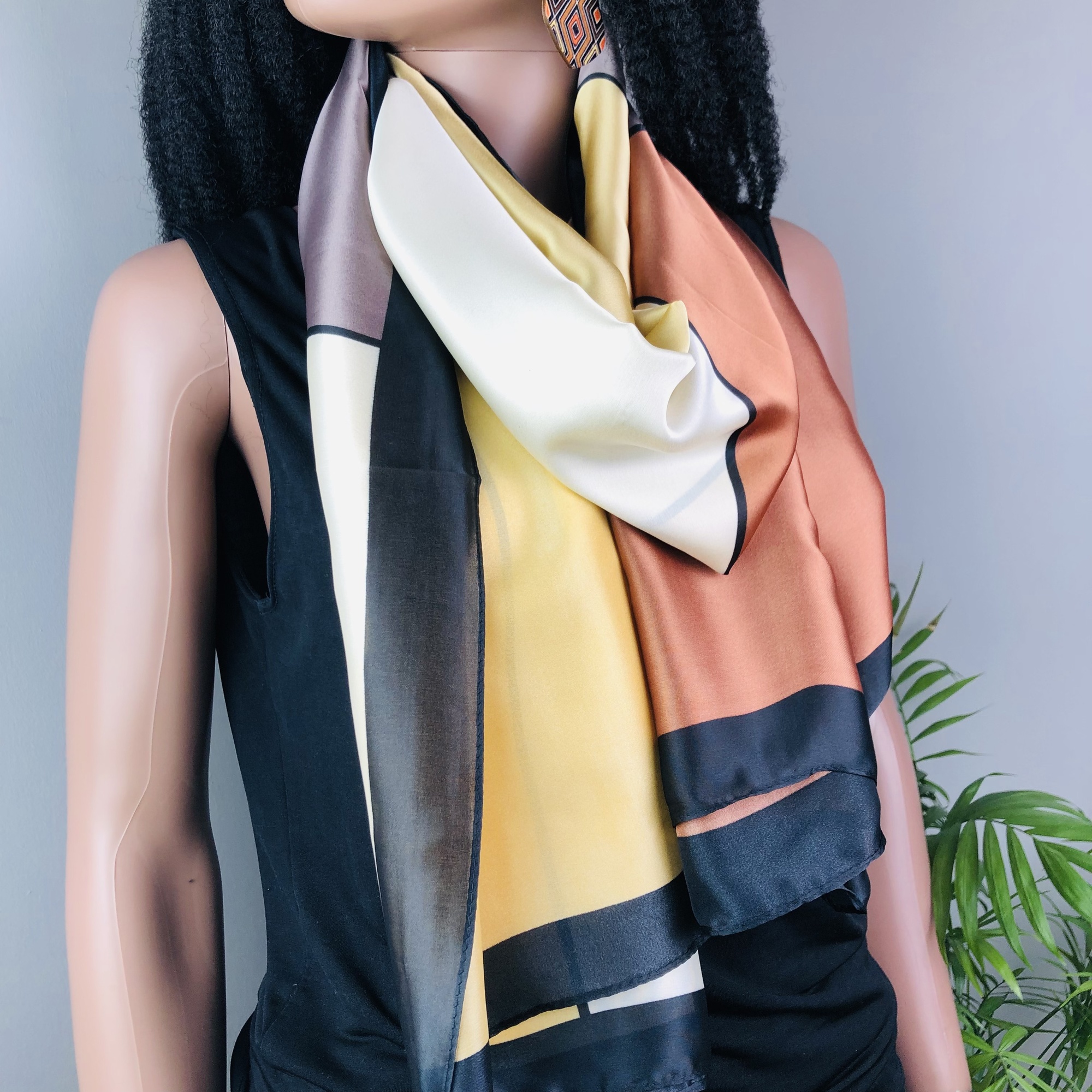 Madhaka Golden Terracotta Jumbo Scarf - Image 5