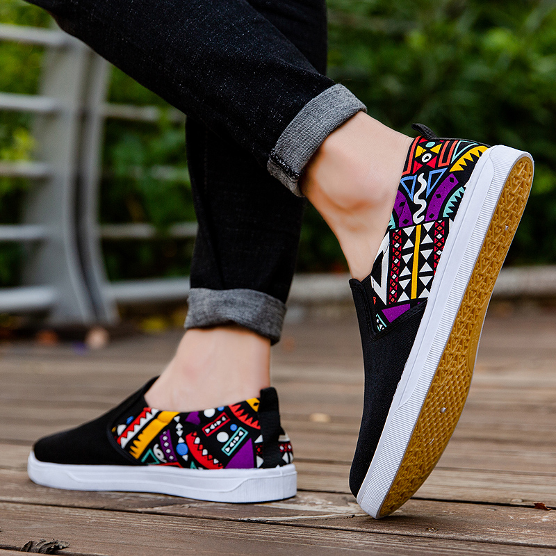 Ngwena African Print Mens Canvas Shoes - Image 8
