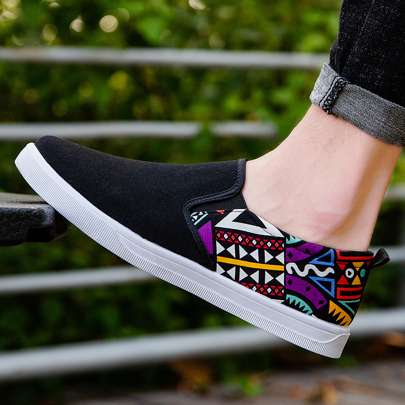 Ngwena African Print Mens Canvas Shoes - Image 9