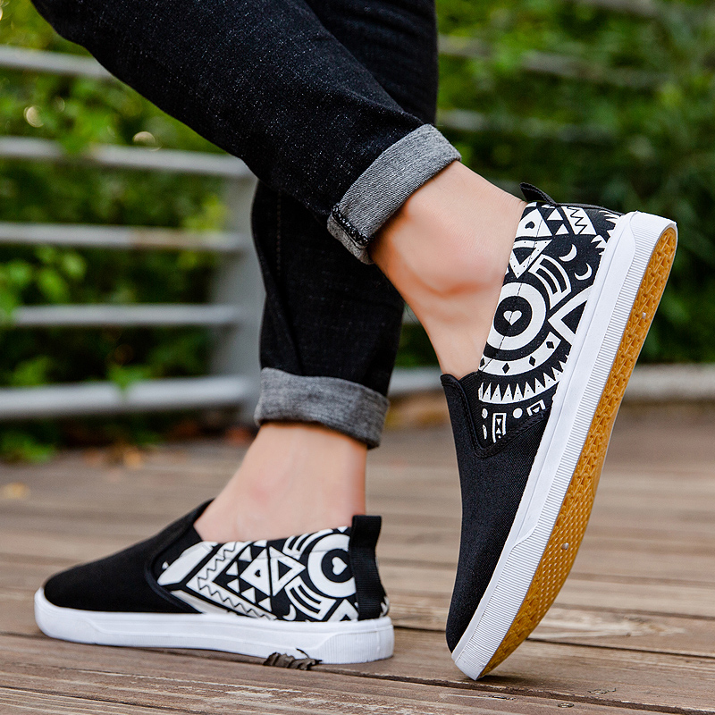 Mucheka African Print Mens Canvas Shoes - Image 7