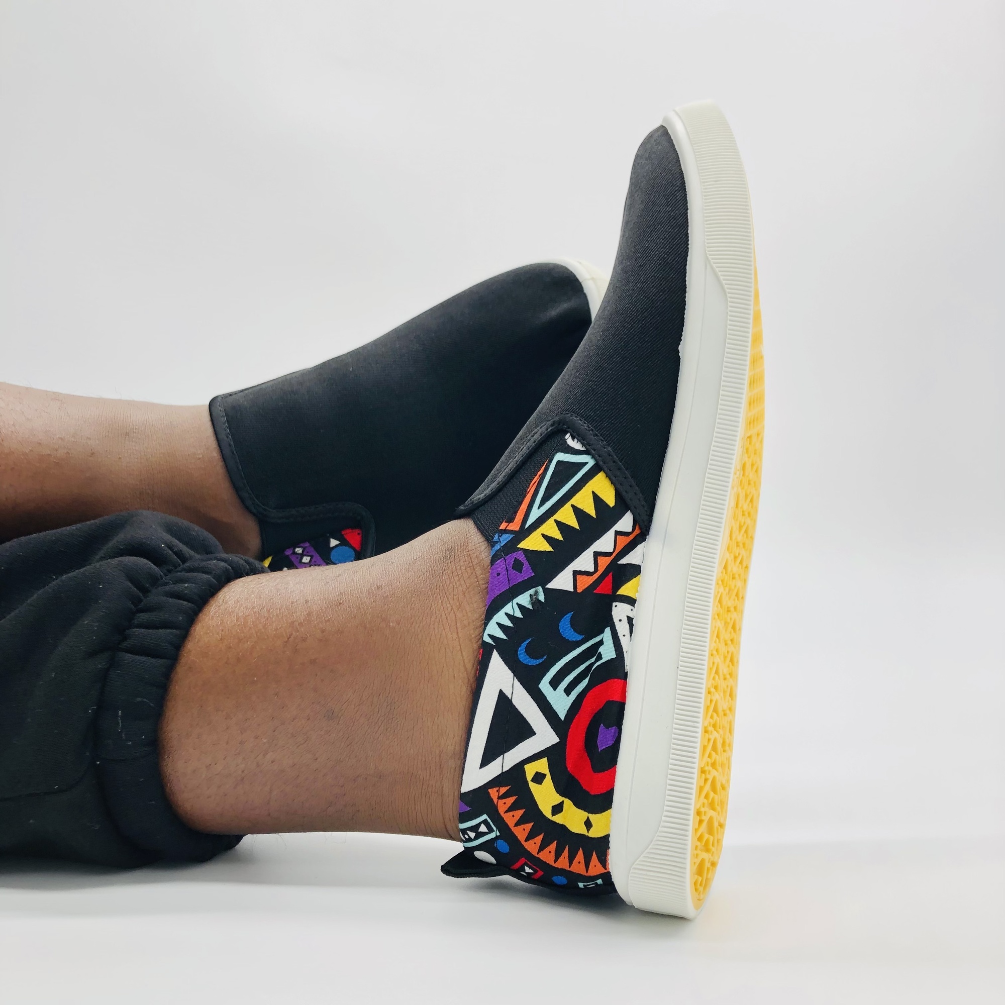 Ngwena African Print Mens Canvas Shoes - Image 5