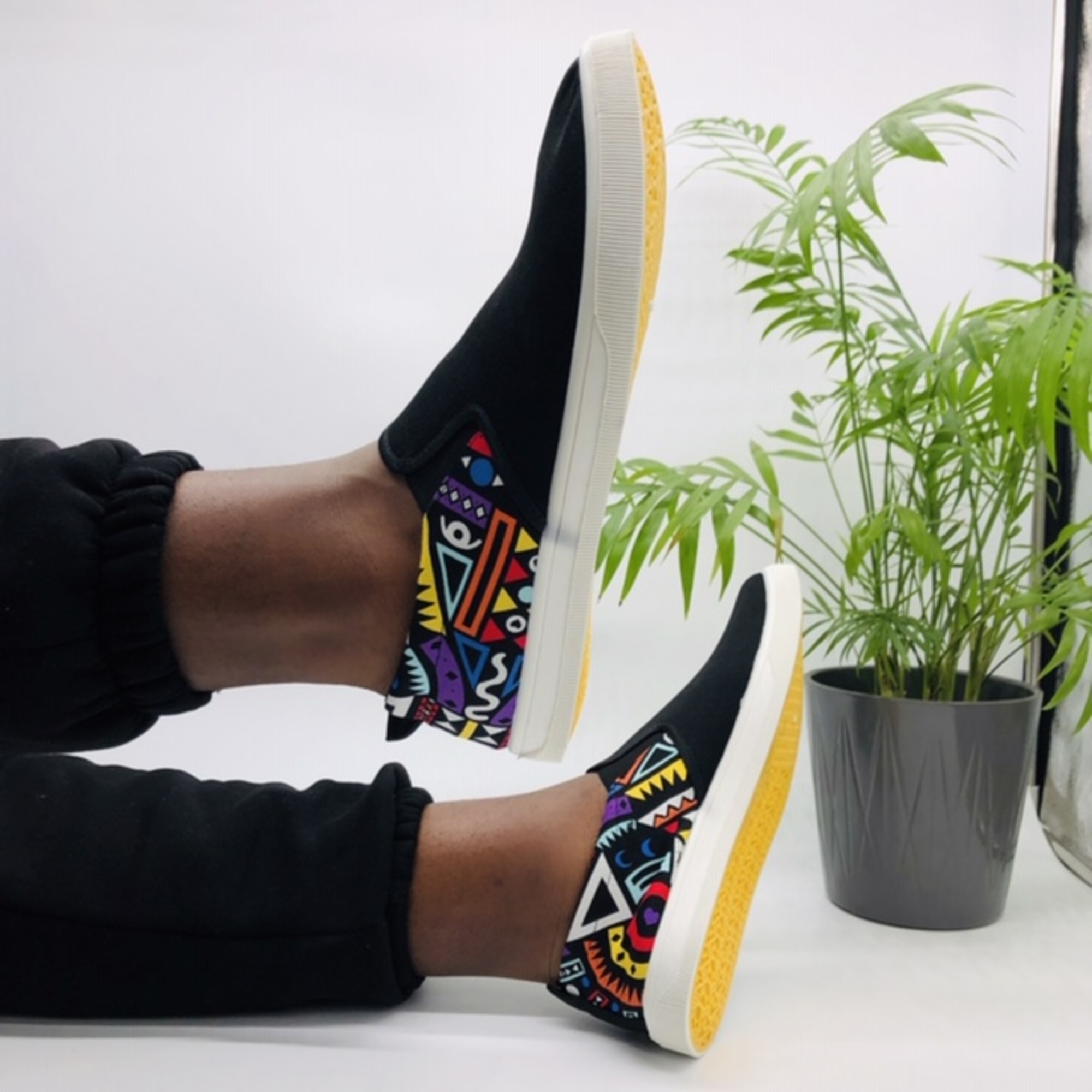 Ngwena African Print Mens Canvas Shoes - Image 3