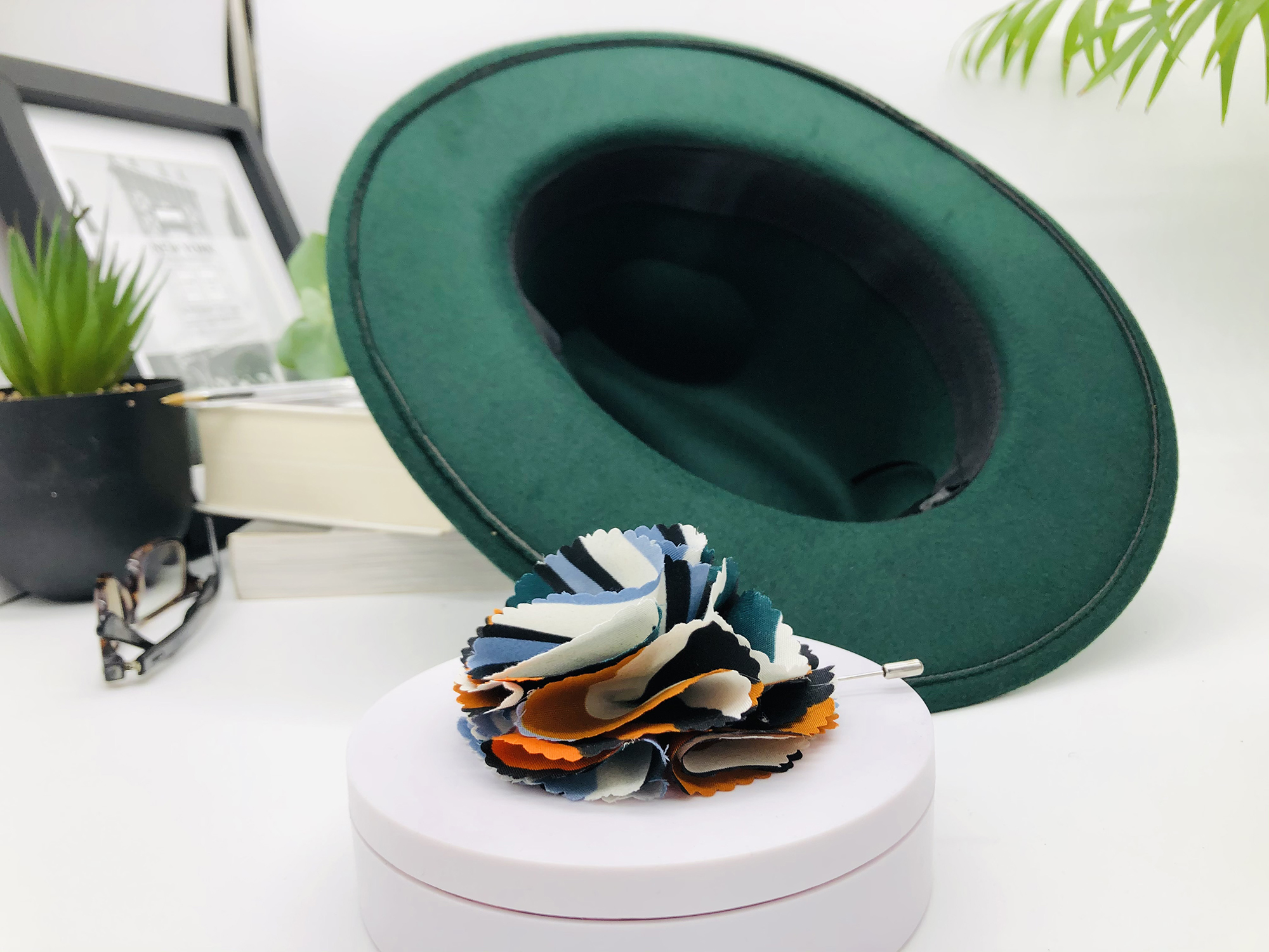 Dark Green Fedora Hat with Removable Matope African Print pin - Image 7