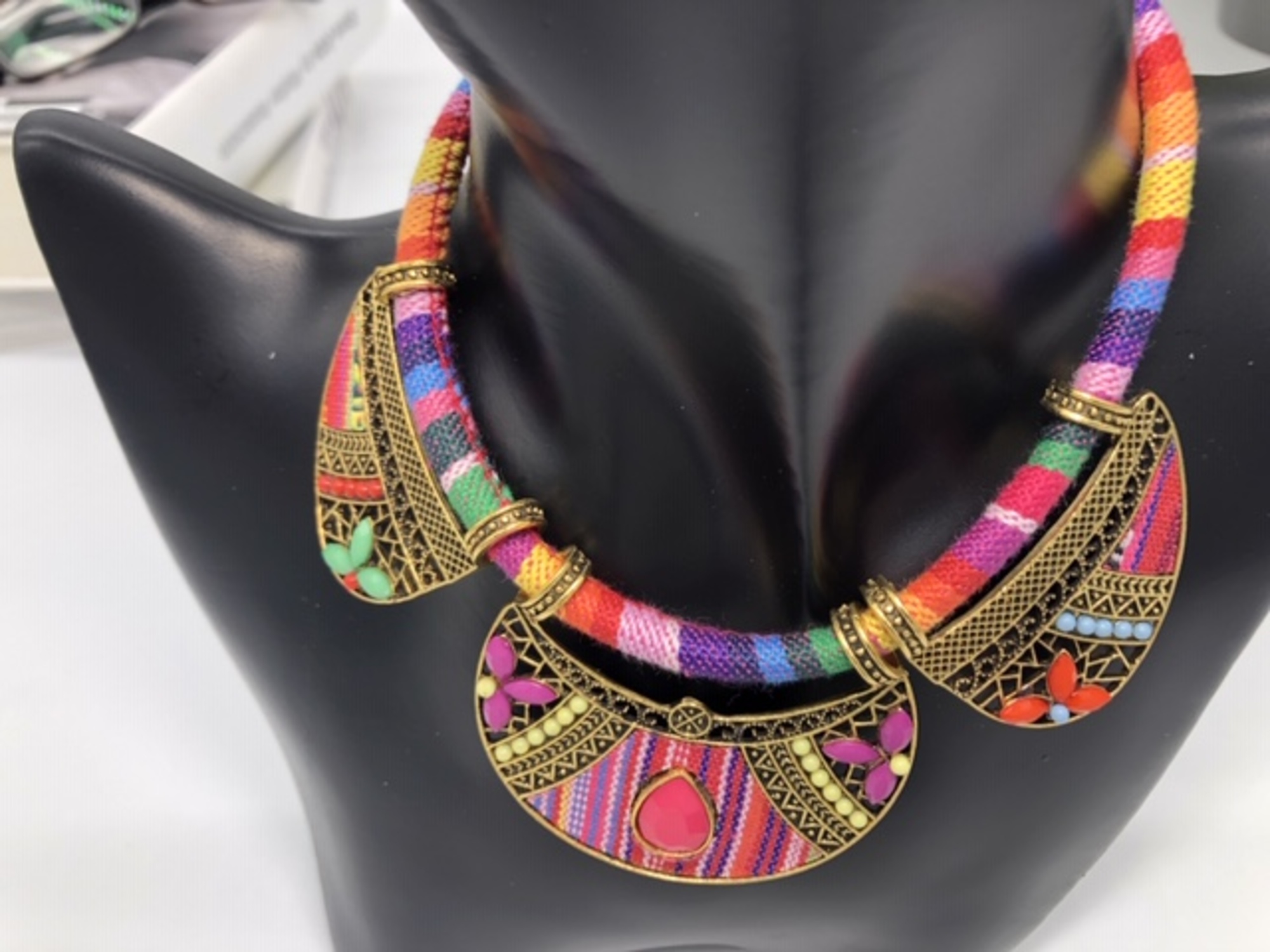 African Boho Necklace and Earring set - Fuschia - Image 2