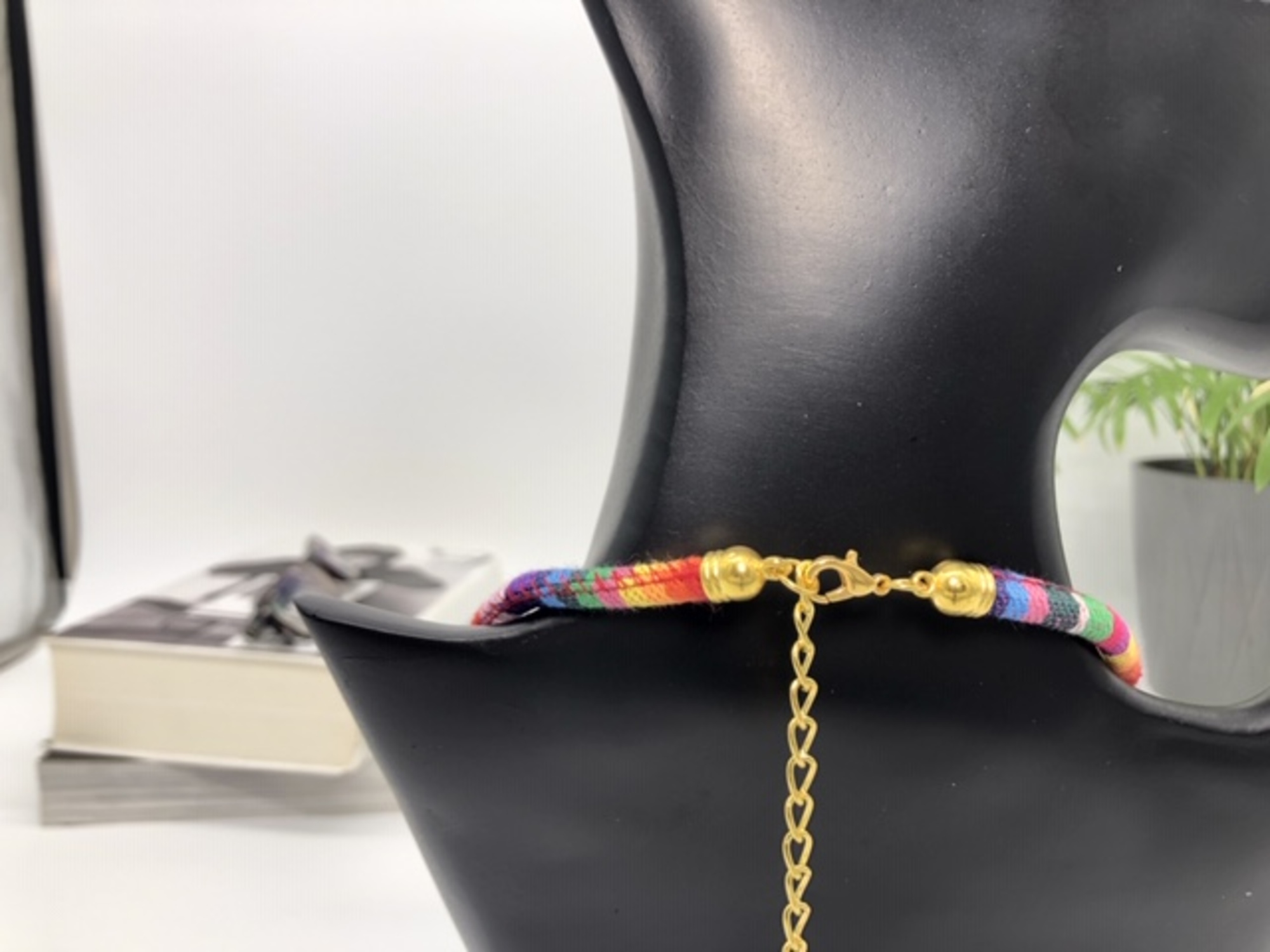 African Boho Necklace and Earring set - Fuschia - Image 3