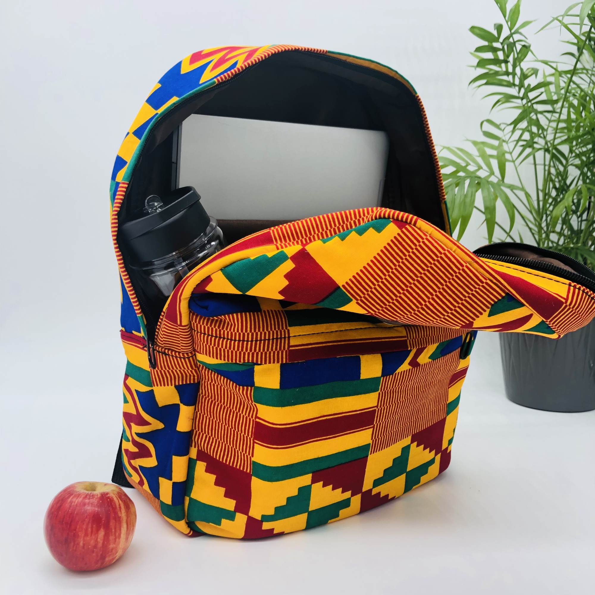 Kenterised African Print Backpack - Image 3