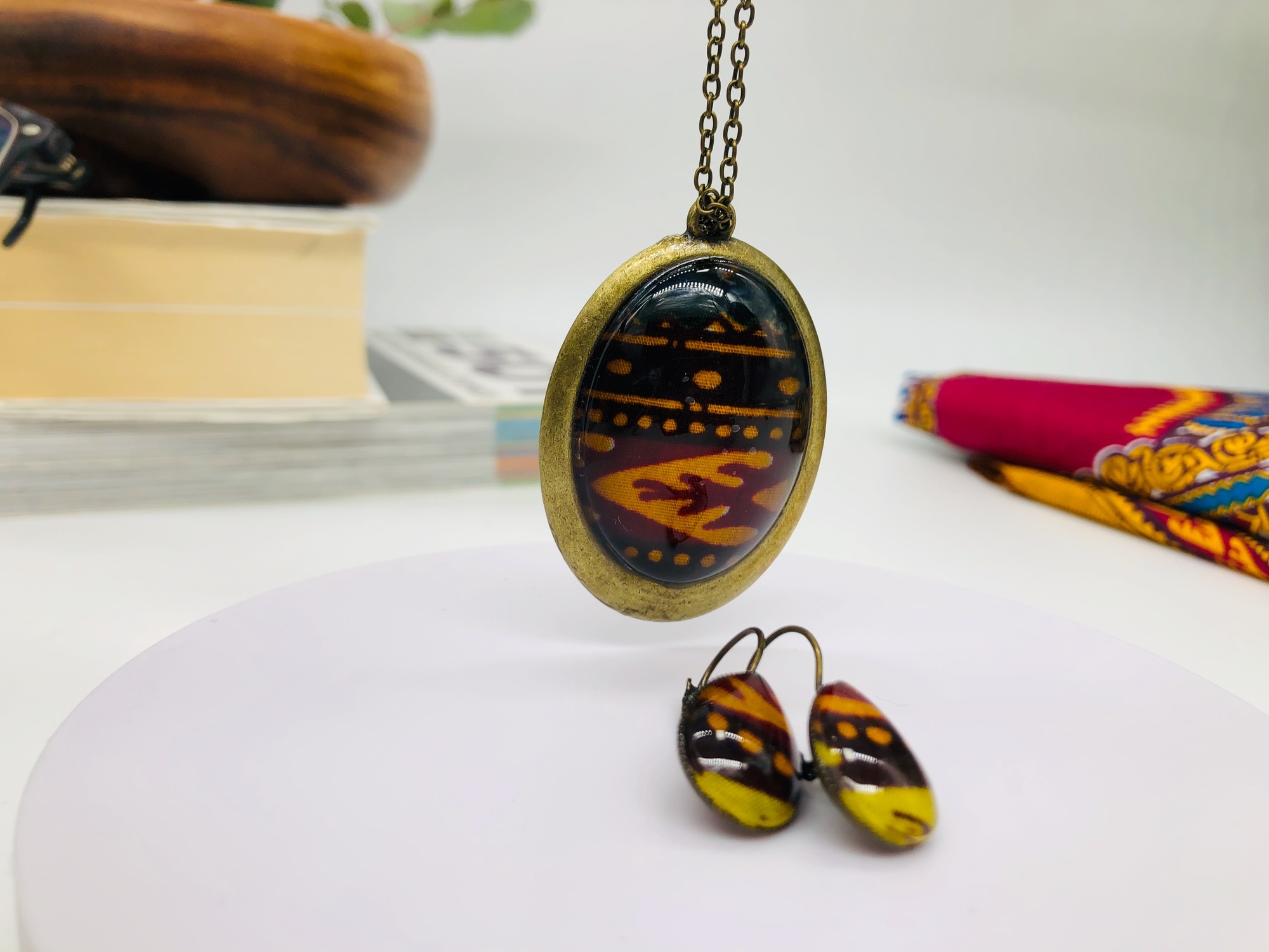 Dashiki 30x40mm Antique bronze African Print Style Pendant and Earring Set - Image 2