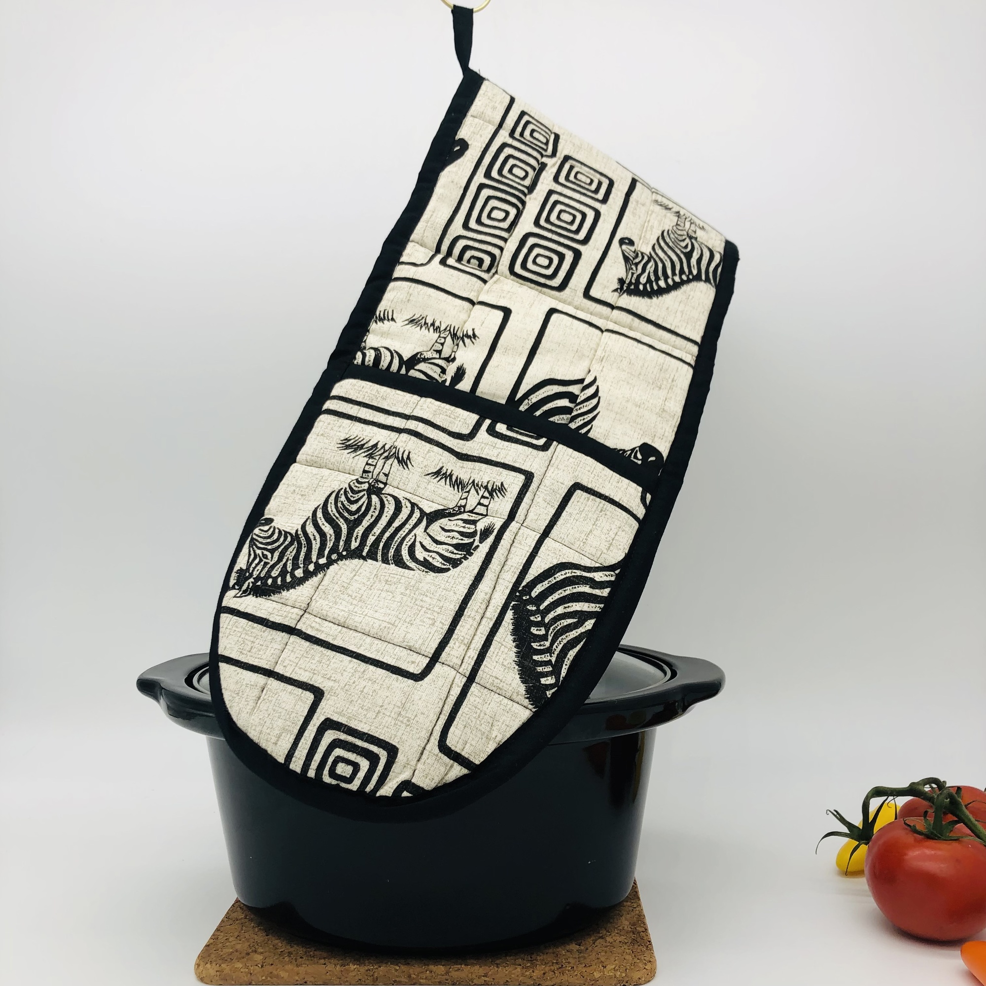 Mbizi Double Oven Gloves - Image 4