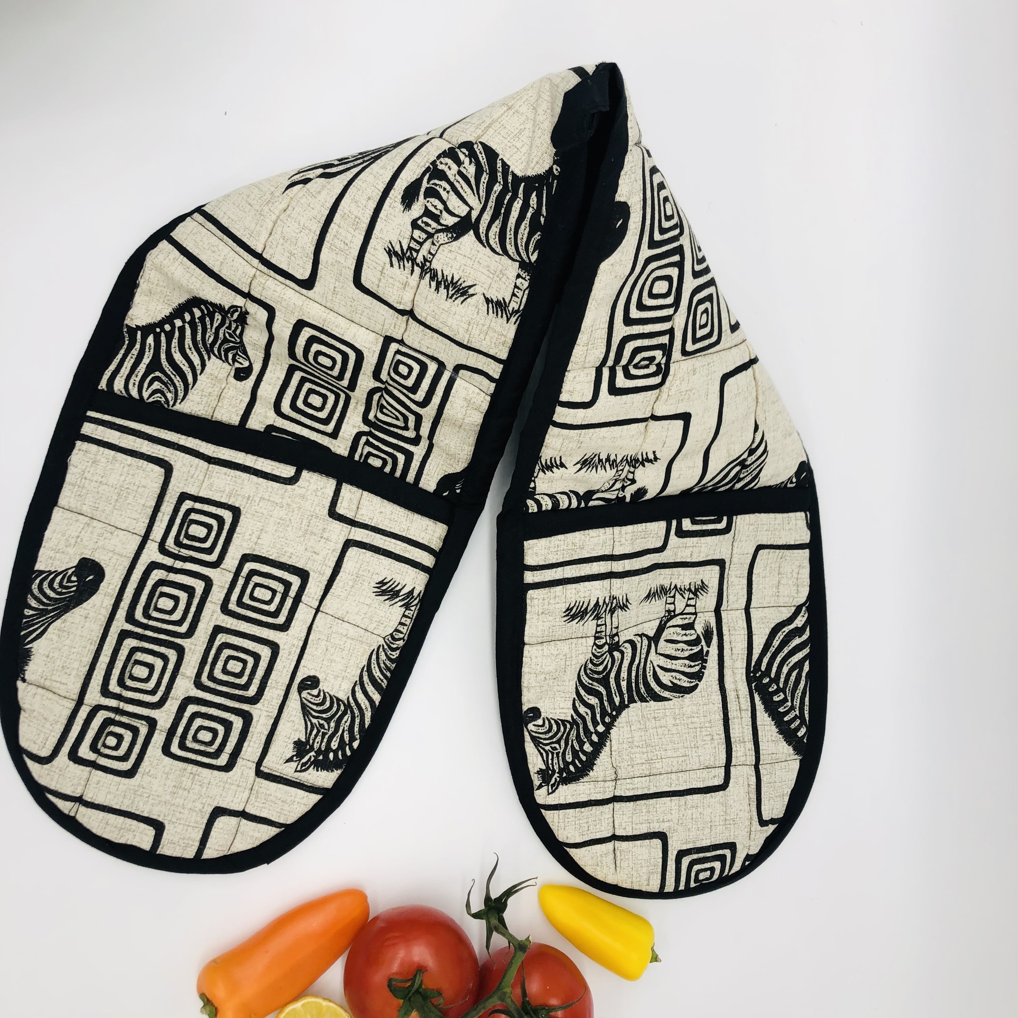 Mbizi Double Oven Gloves