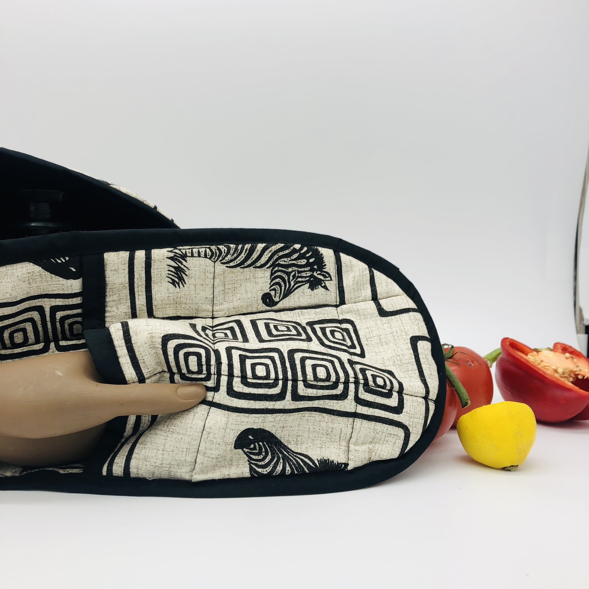 Mbizi Double Oven Gloves - Image 5