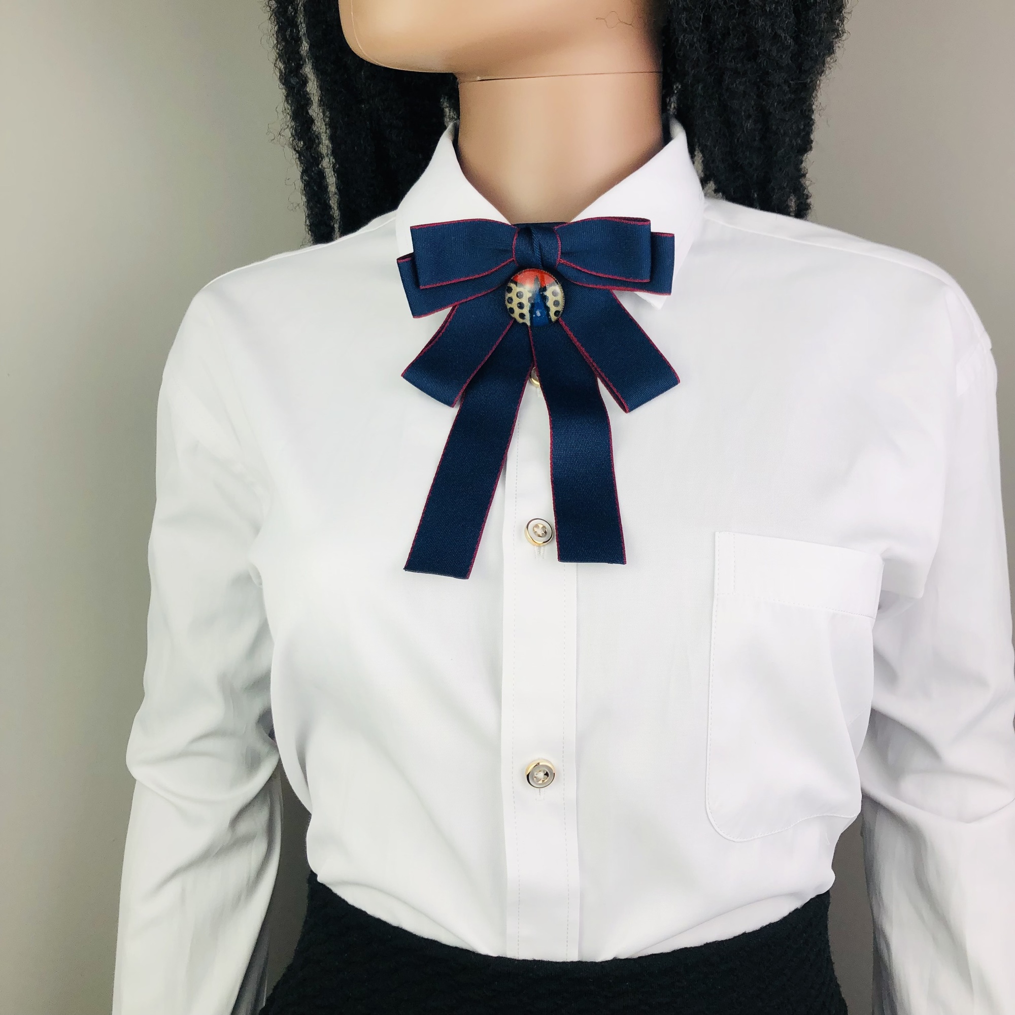 Jabot style bow tie with Wofiira Brooch - Blue with red trim