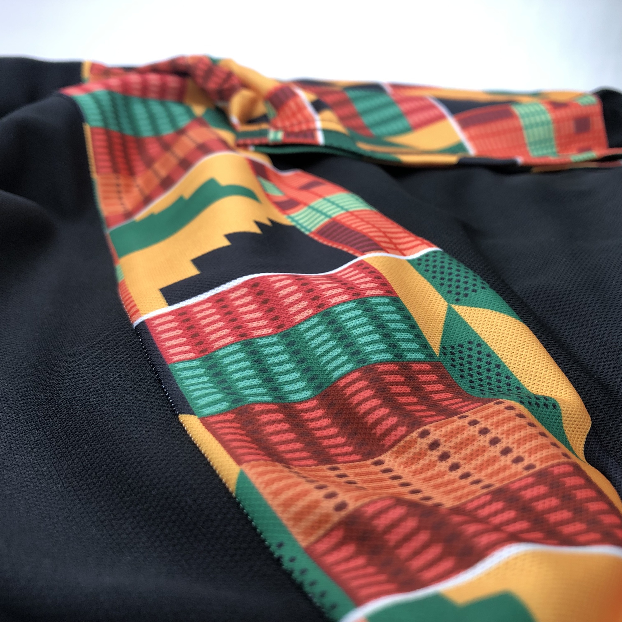 Black Kenterised 2-Piece Men's African Print Mesh Quick Dry Fitness Shorts and T-shirt - Image 4