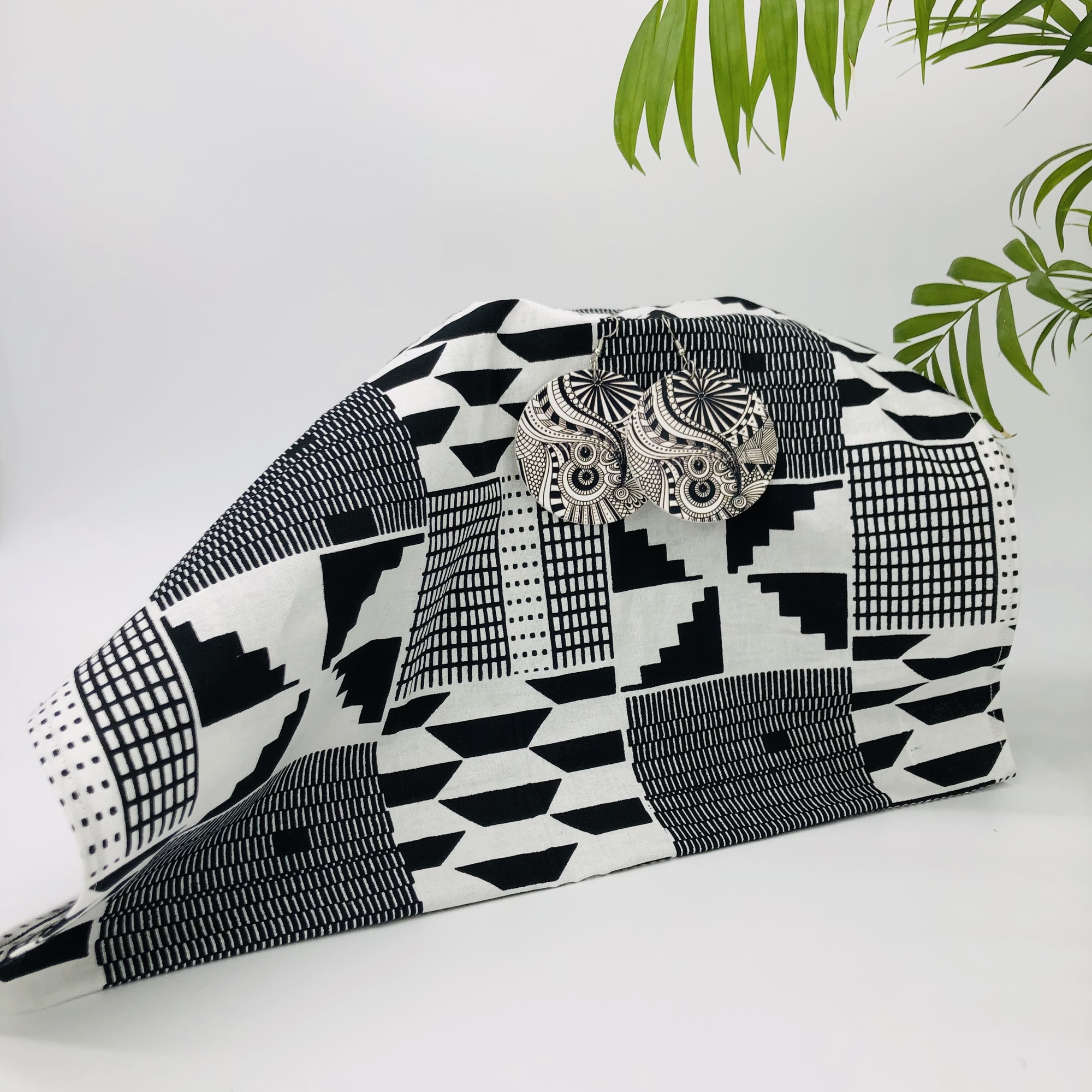 Black and White African Style Kente Headwrap Headtie with Matching Earring Set - Image 3