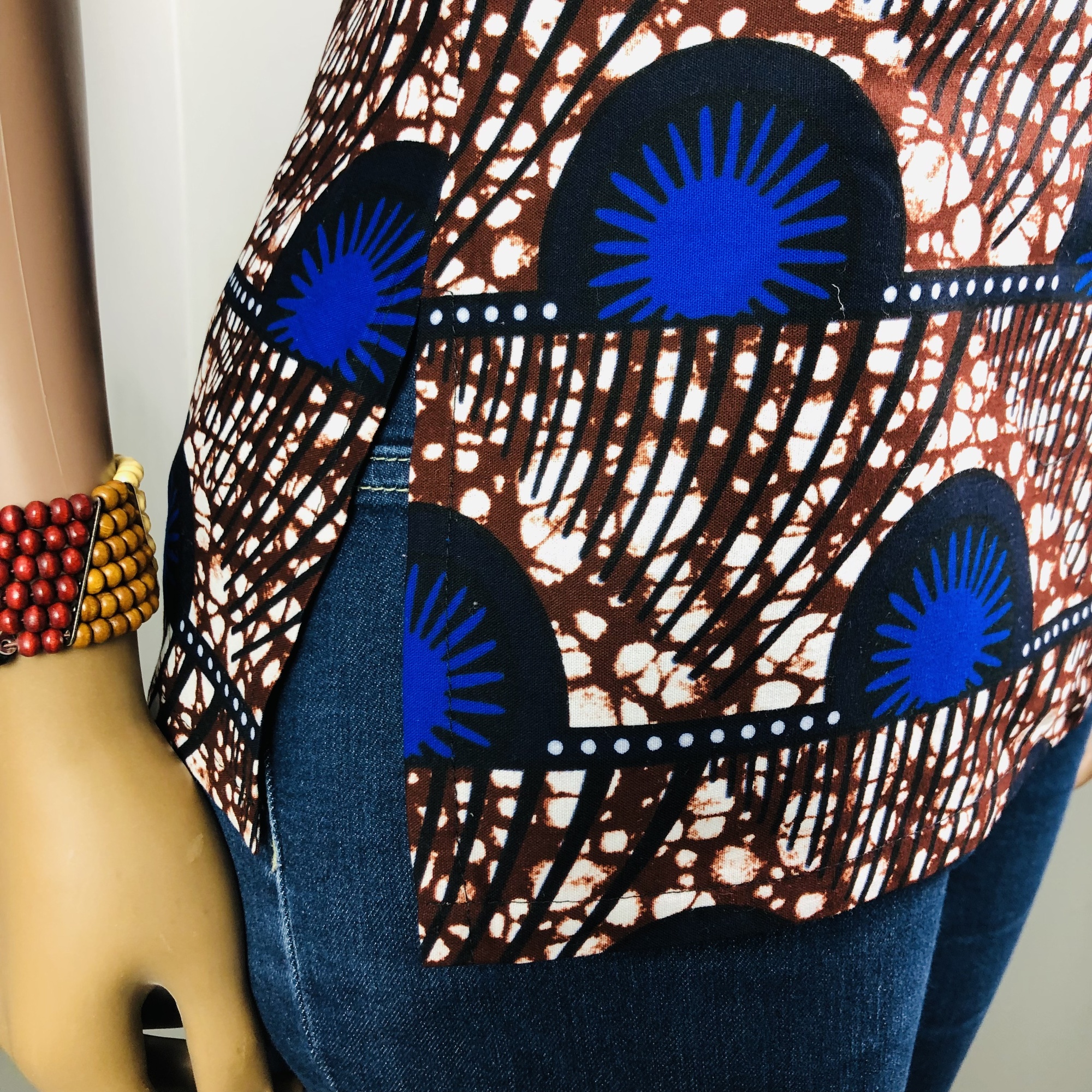 Mwezi African Print Sleeveless Round Neckline Top  - Image 4