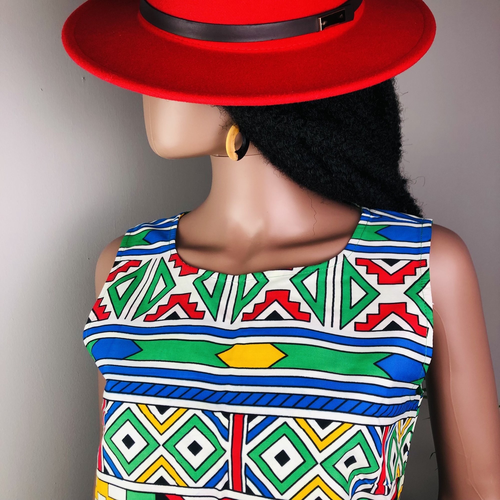 Ndebele Print Green Sleeveless Top -Back Neckline slit fastener - Image 9