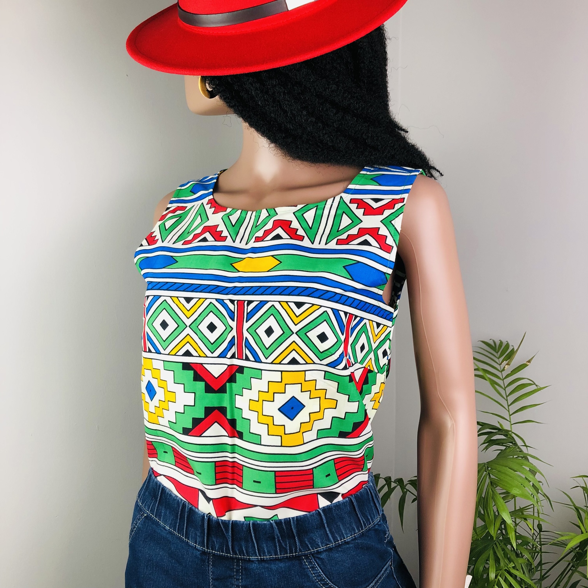 Ndebele Print Green Sleeveless Top -Back Neckline slit fastener - Image 4