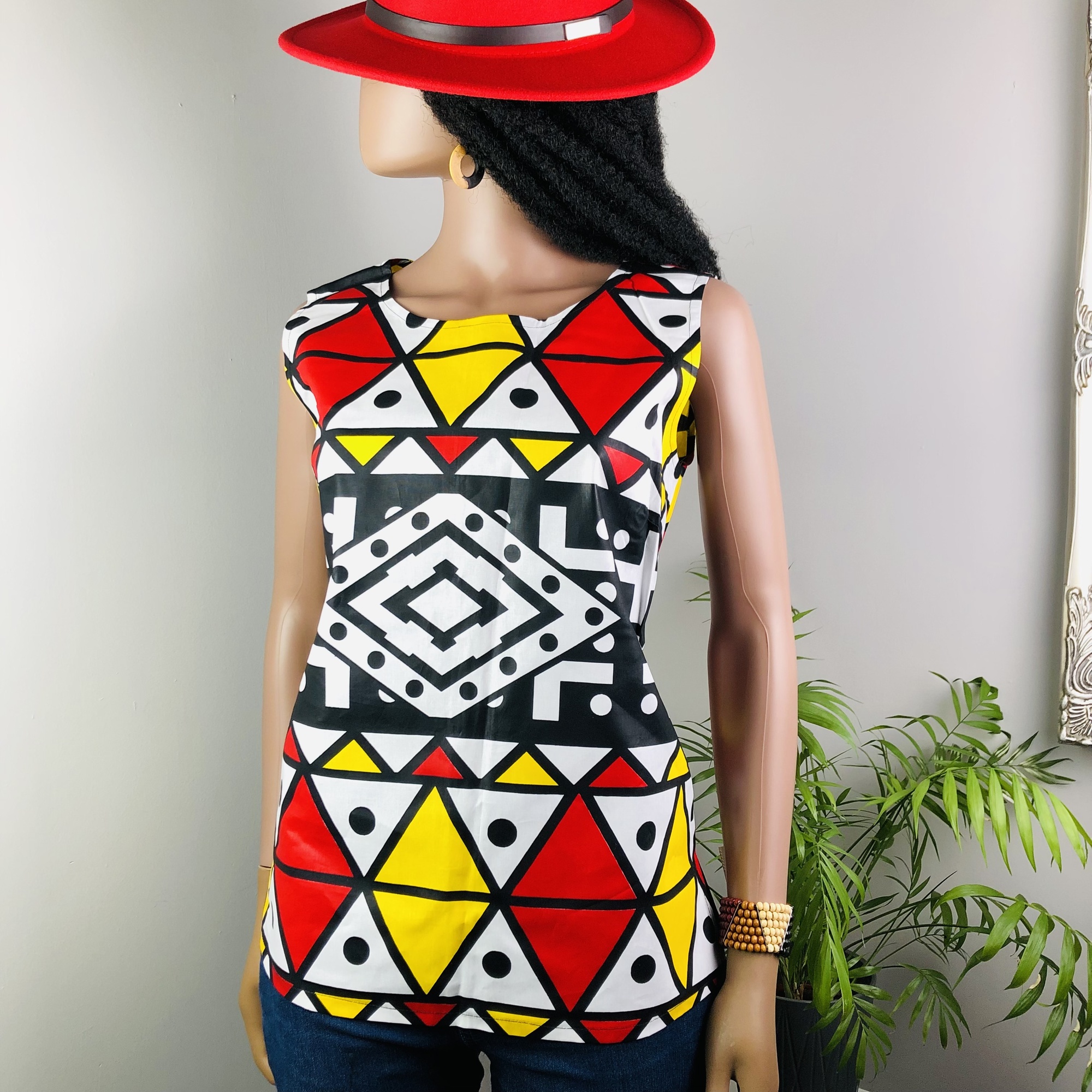 Red Samakaka Print Sleeveless Top - Round Neckline