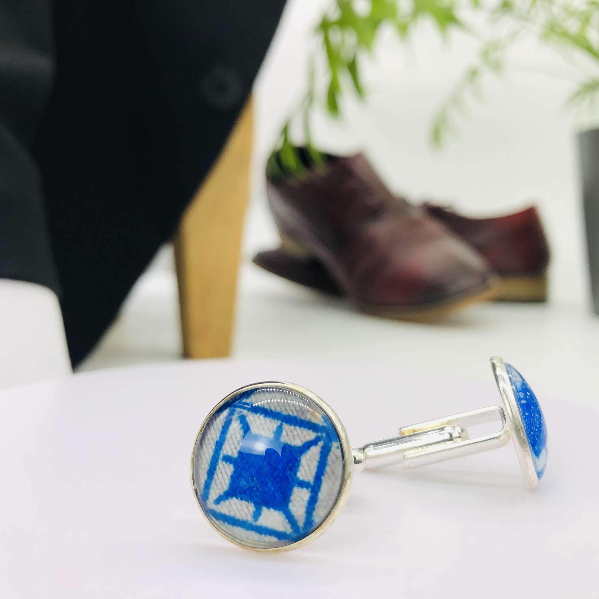 Adalu blue 18mm glass topped  round cufflinks - silver - Image 3
