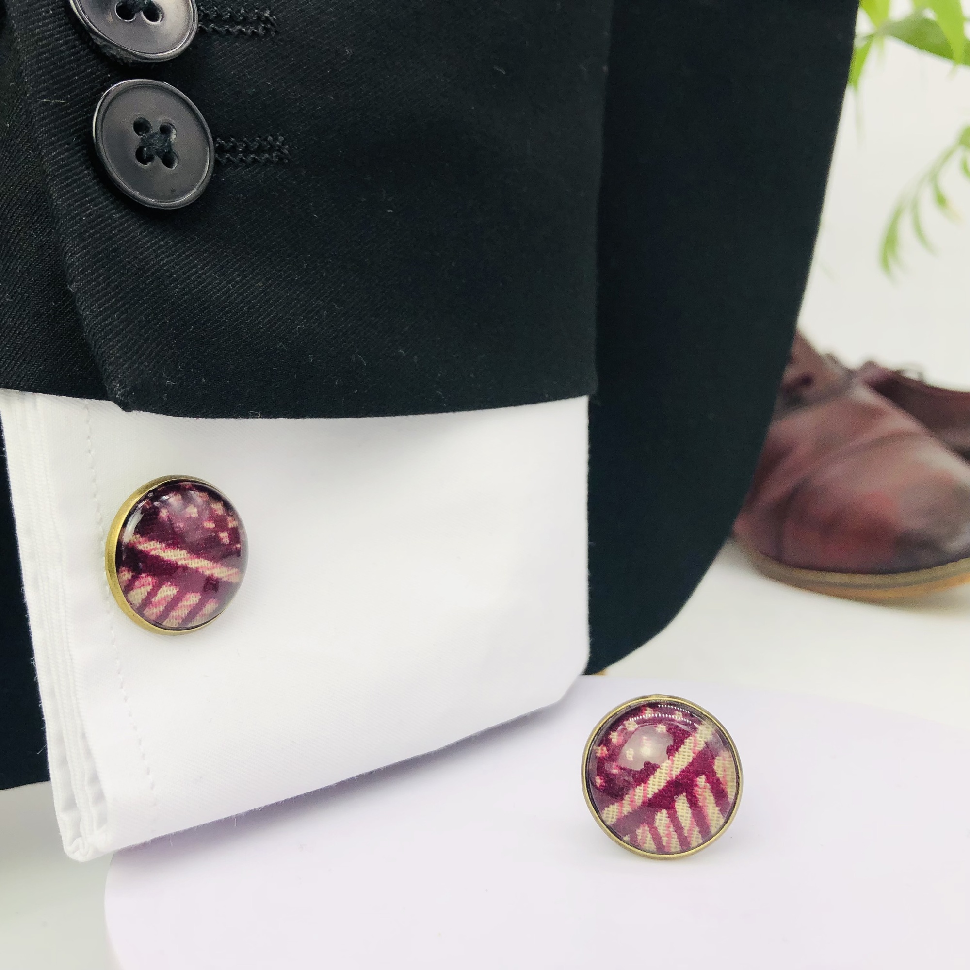 Hari 18mm glass topped  round cufflinks - silver - Image 5