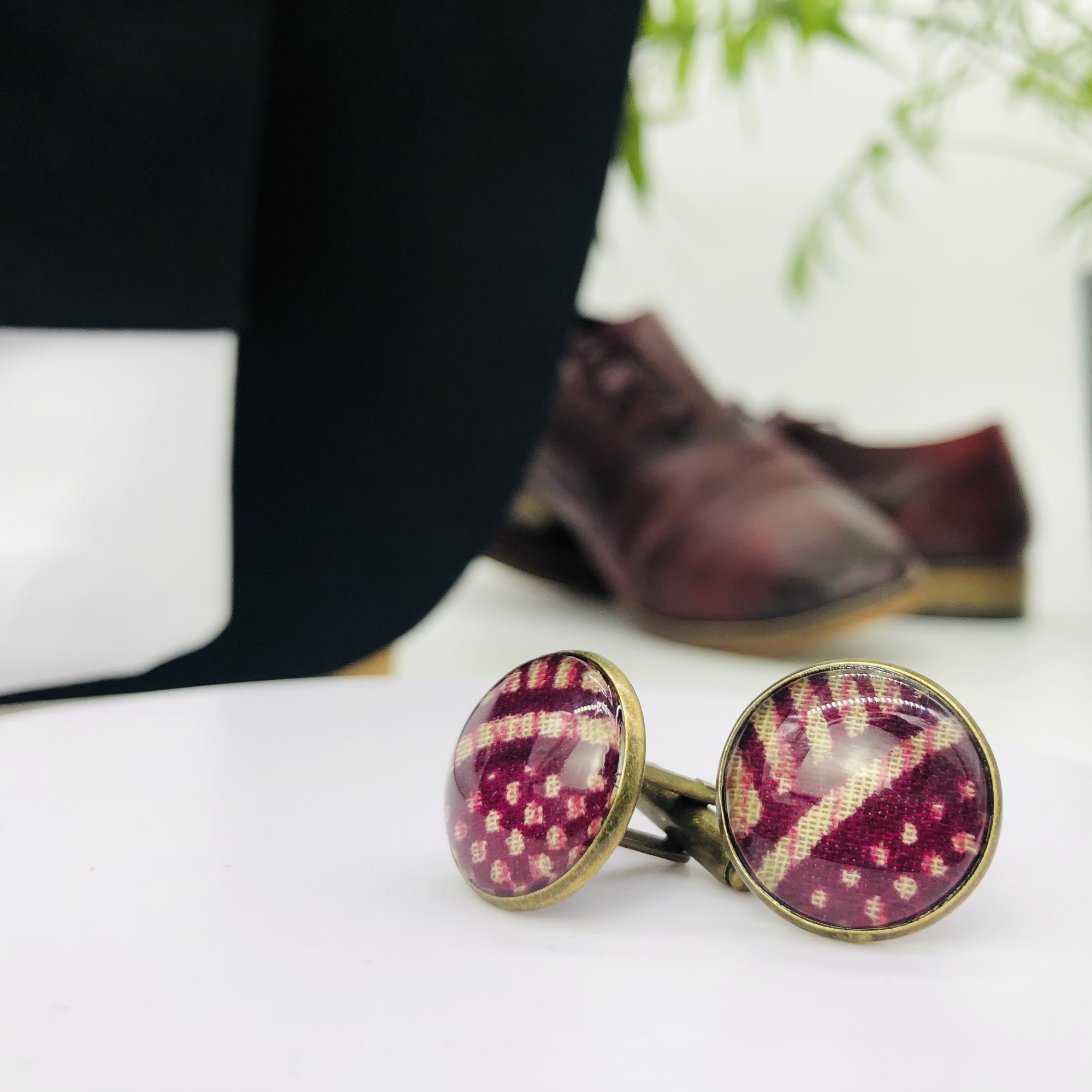 Hari 18mm glass topped  round cufflinks - silver - Image 4