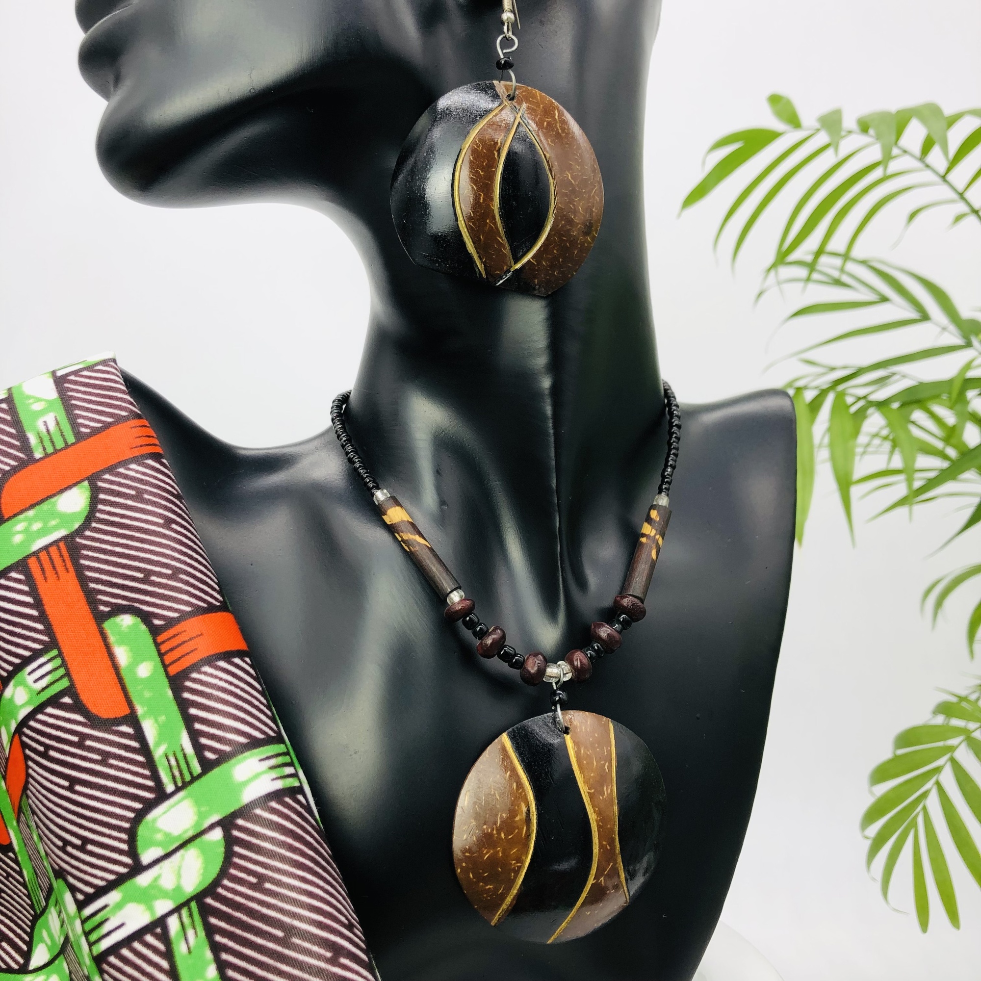 Matamba Pendant Necklace and Earring Set - wave - Image 5