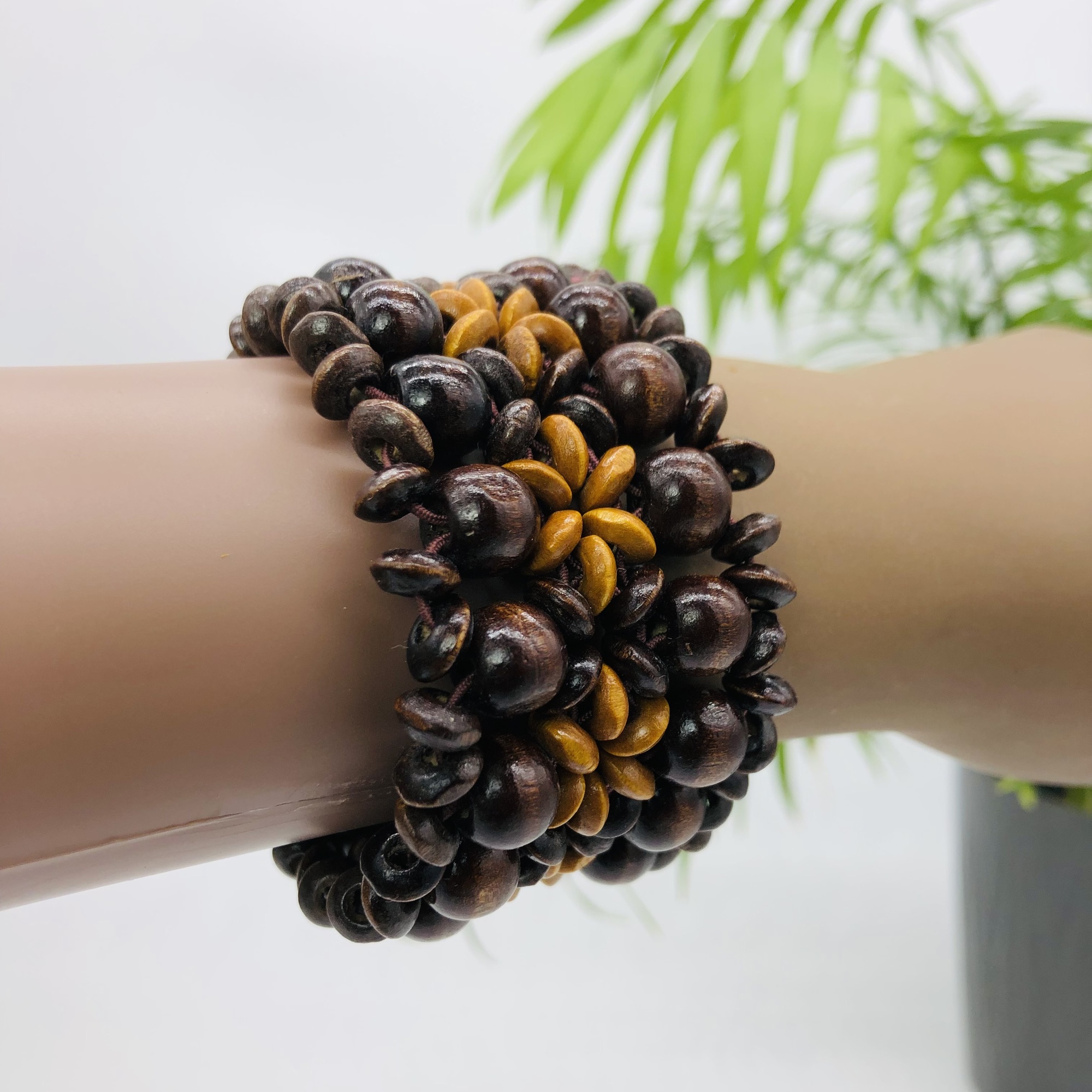Mbao Bead Bracelet - brown with beige star  - Image 5