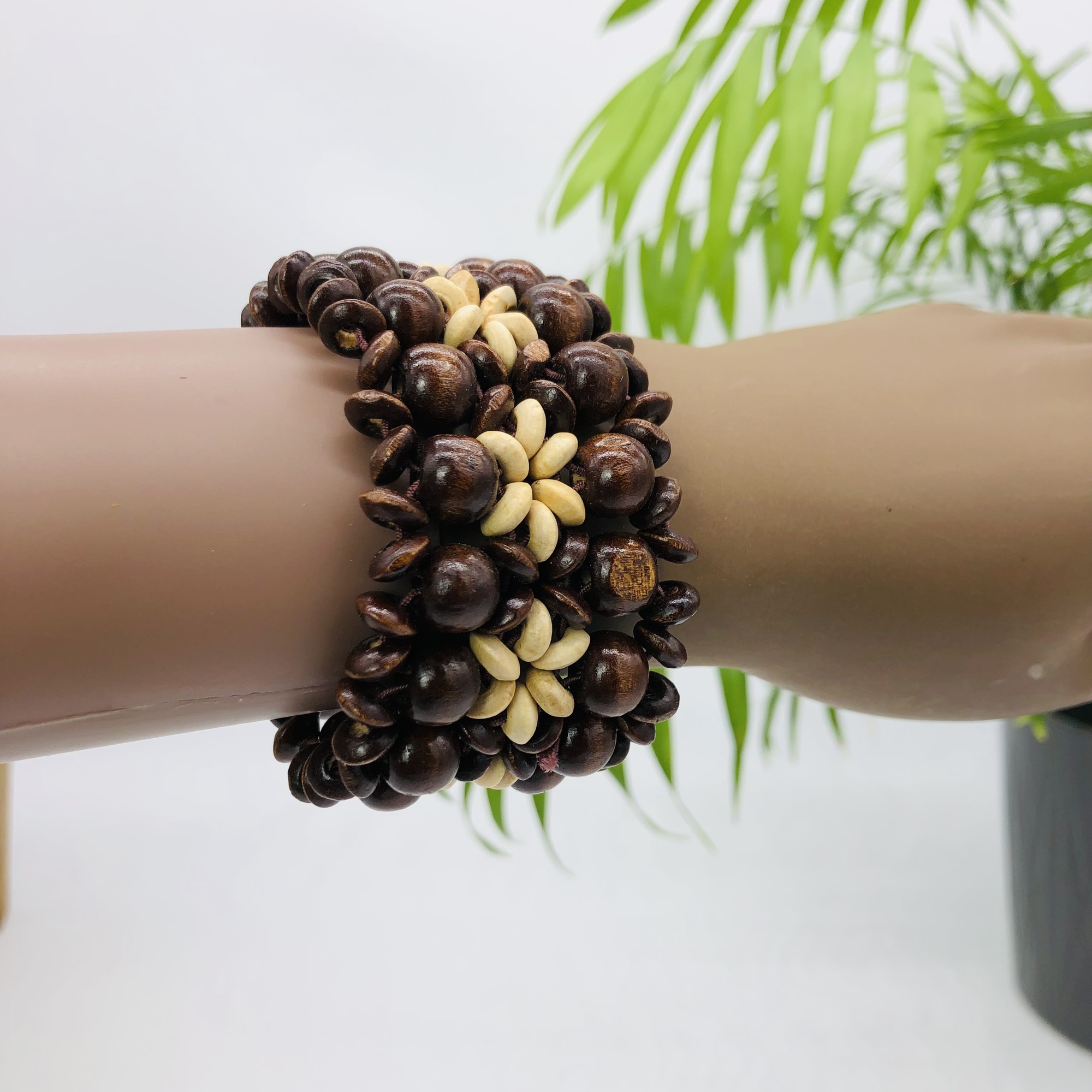 Mbao Bead Bracelet - brown with cream star  - Image 4