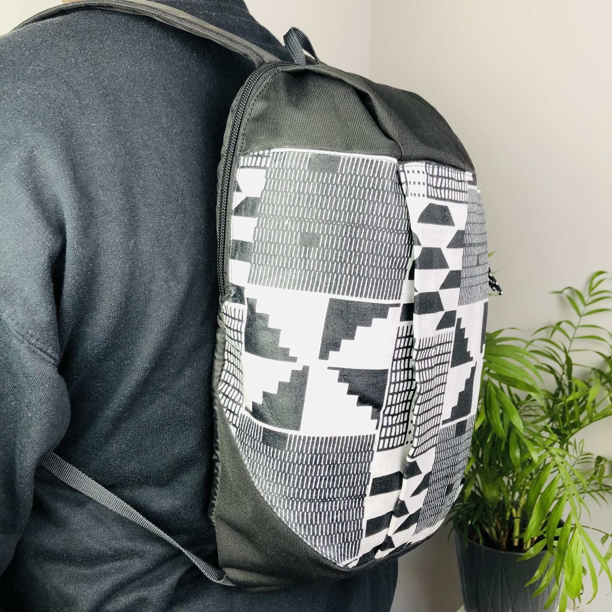 Monochrome Kente 10L Backpack Multipurpose Daypack - Walking, Hiking - black - Image 11