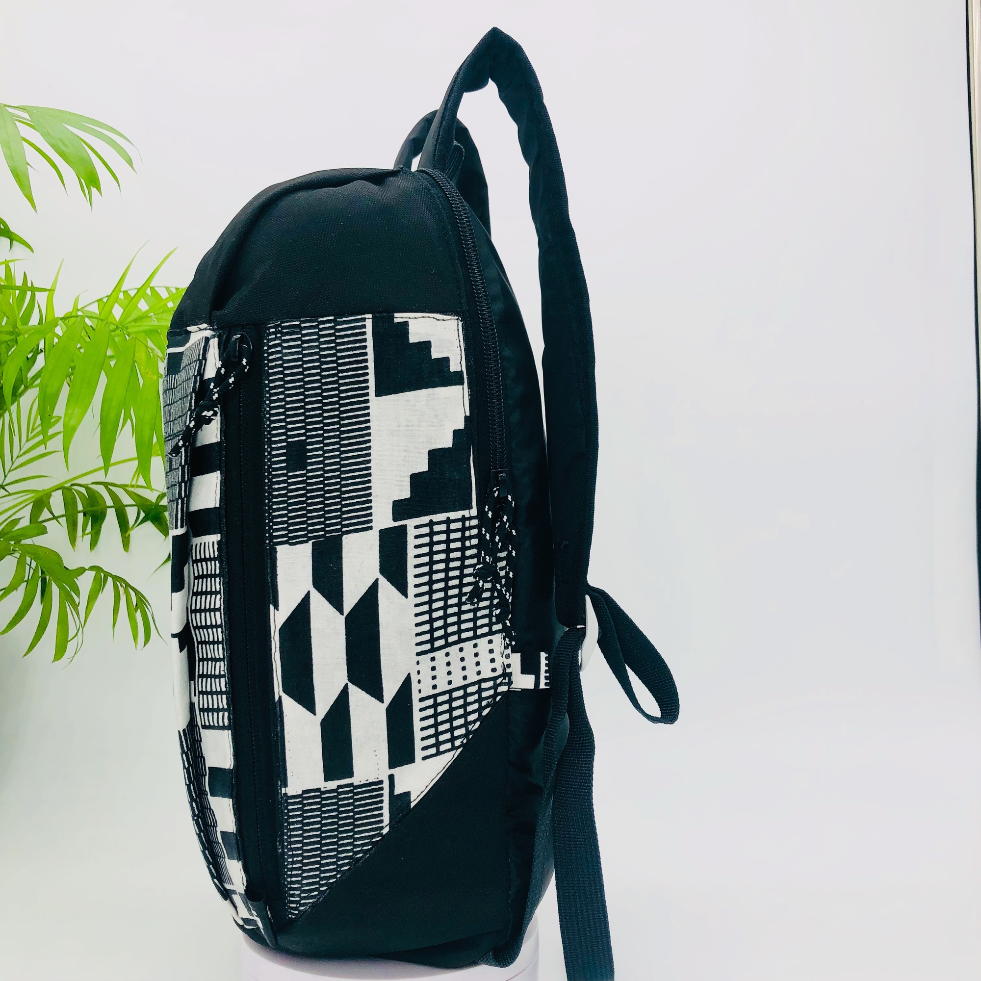 Monochrome Kente 10L Backpack Multipurpose Daypack - Walking, Hiking - black - Image 15