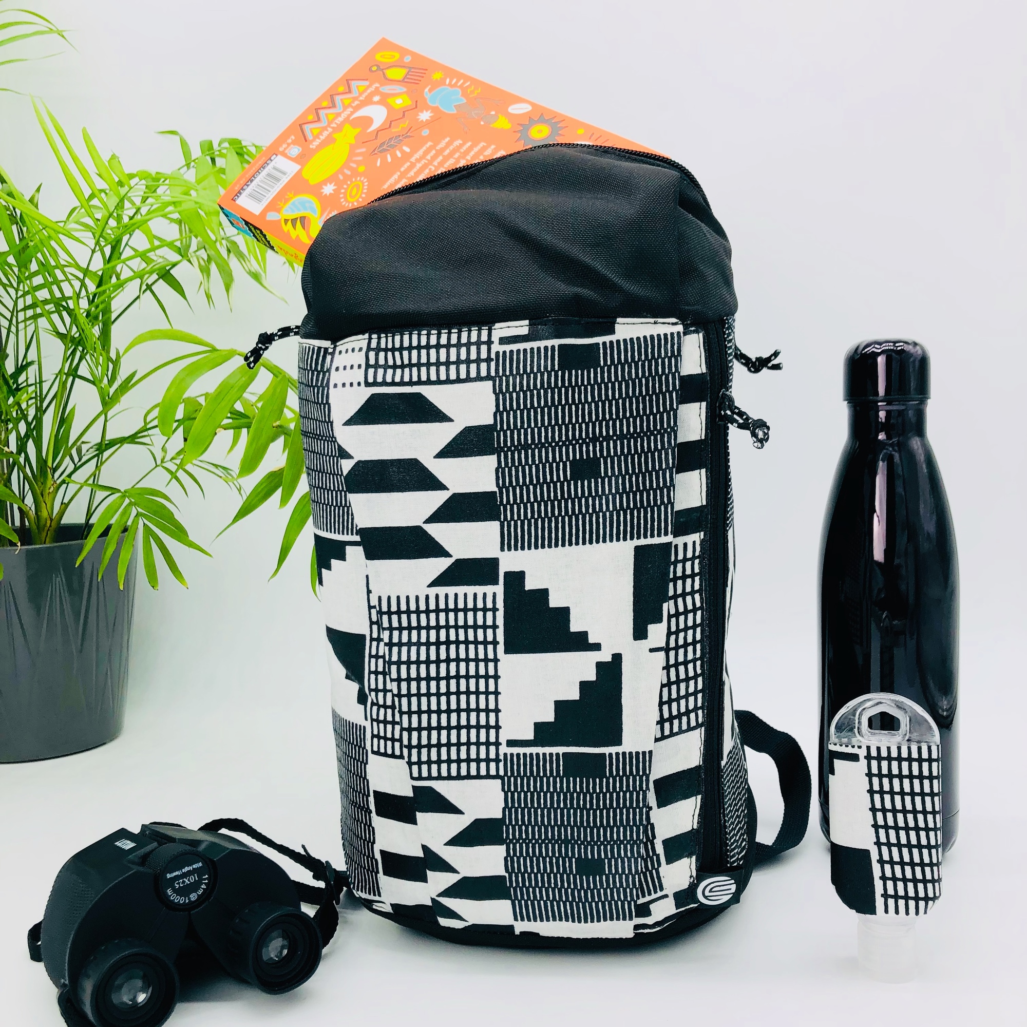 Monochrome Kente 10L Backpack Multipurpose Daypack - Walking, Hiking - black - Image 9