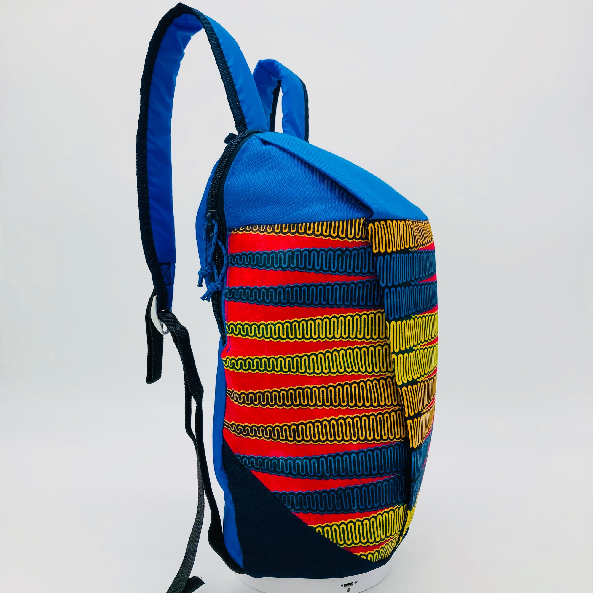 Waya 10L Backpack Multipurpose Daypack - Walking, Hiking - electric blue