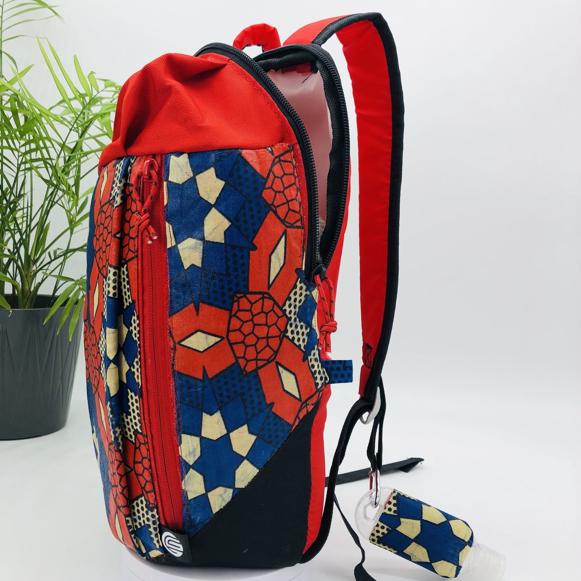 Wofiira 10L Backpack Multipurpose Daypack - Walking, Hiking - cherry red - Image 6