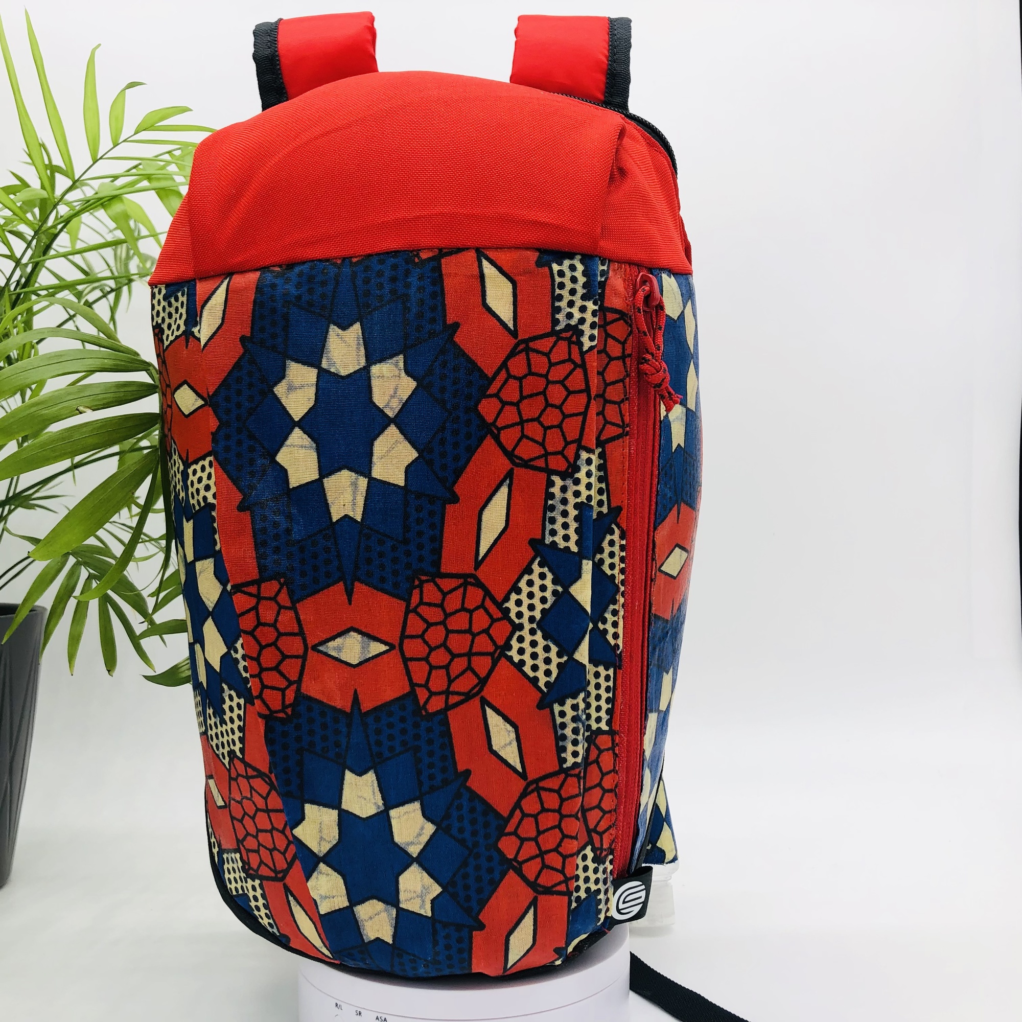 Wofiira 10L Backpack Multipurpose Daypack - Walking, Hiking - cherry red - Image 7