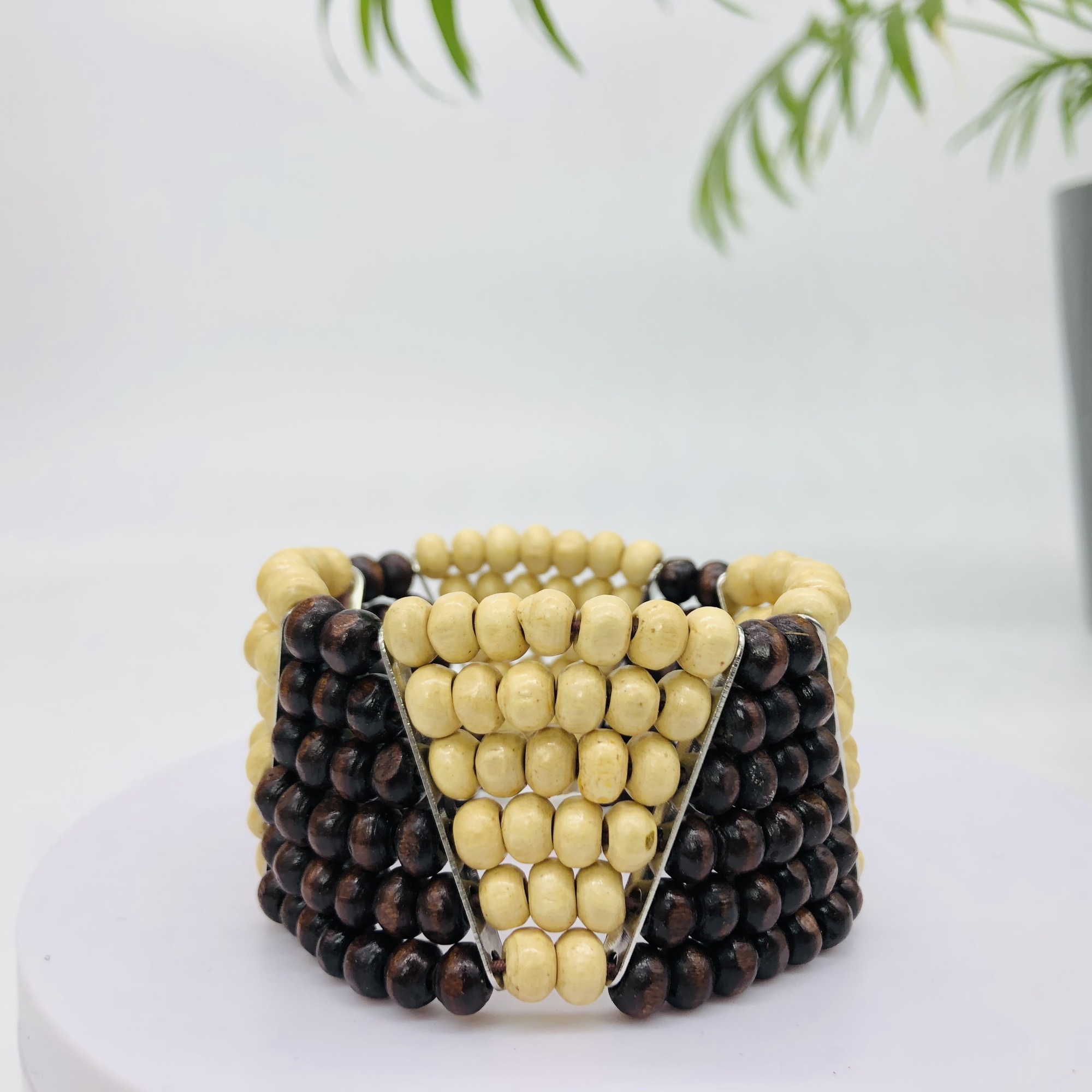 Wooden Bead Bracelet Chevron Bi-colour - silver bar - Image 4