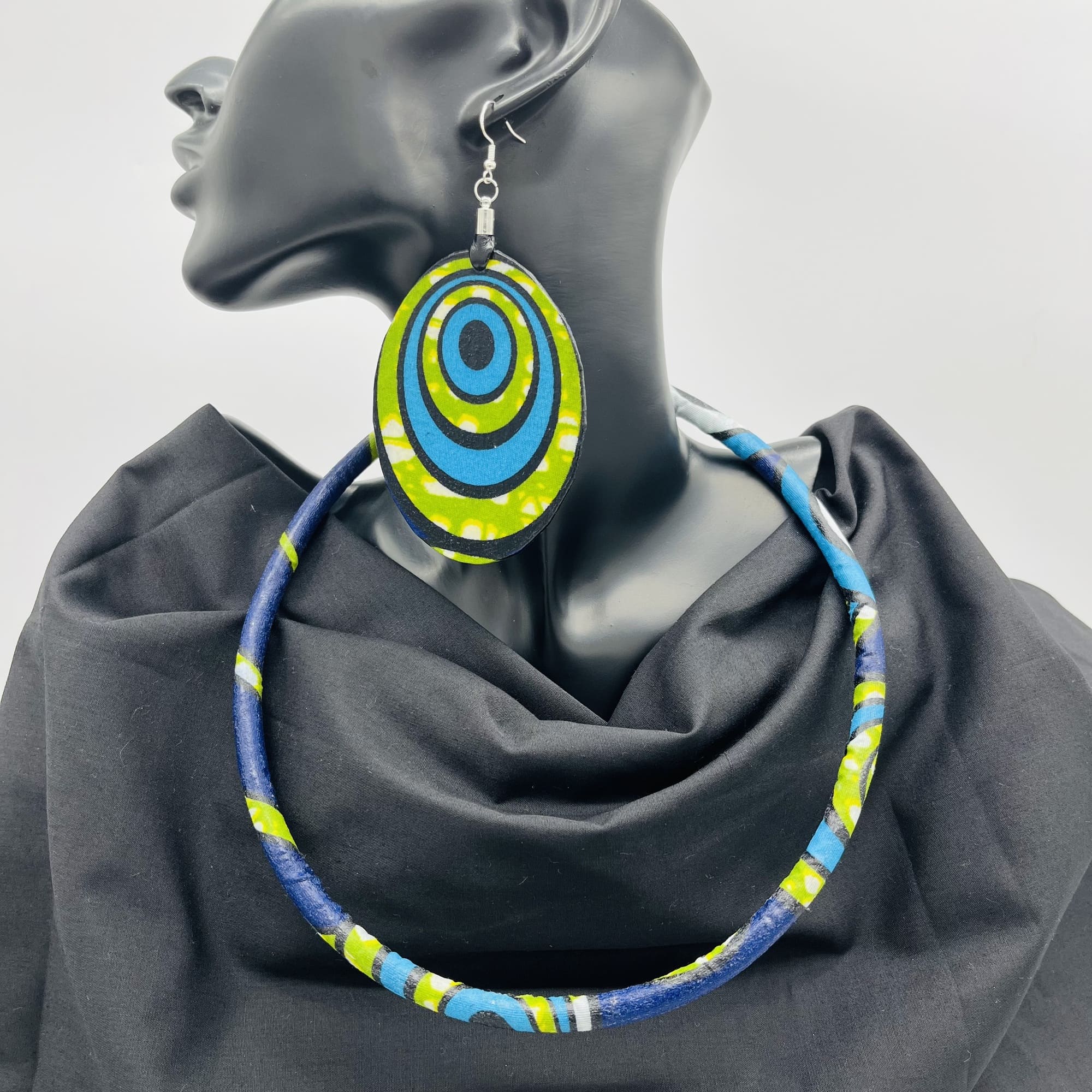 Tausi 8-piece Modular African Maasai Style Boho Necklace/Headband Neck-ring and Earring Set - Image 5